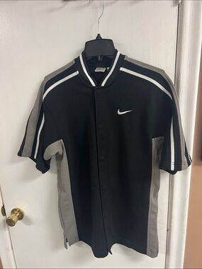 Vintage 1994-1999 Nike White Tag Button Up Short-Sleeve Athletic Top